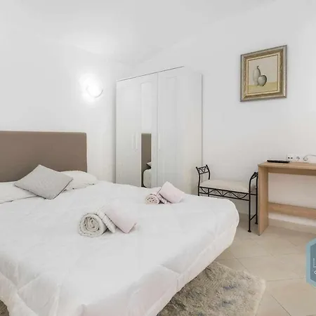 Feriehus Aldeia 109c - Dream Lodging Olhos de Agua (Albufeira)